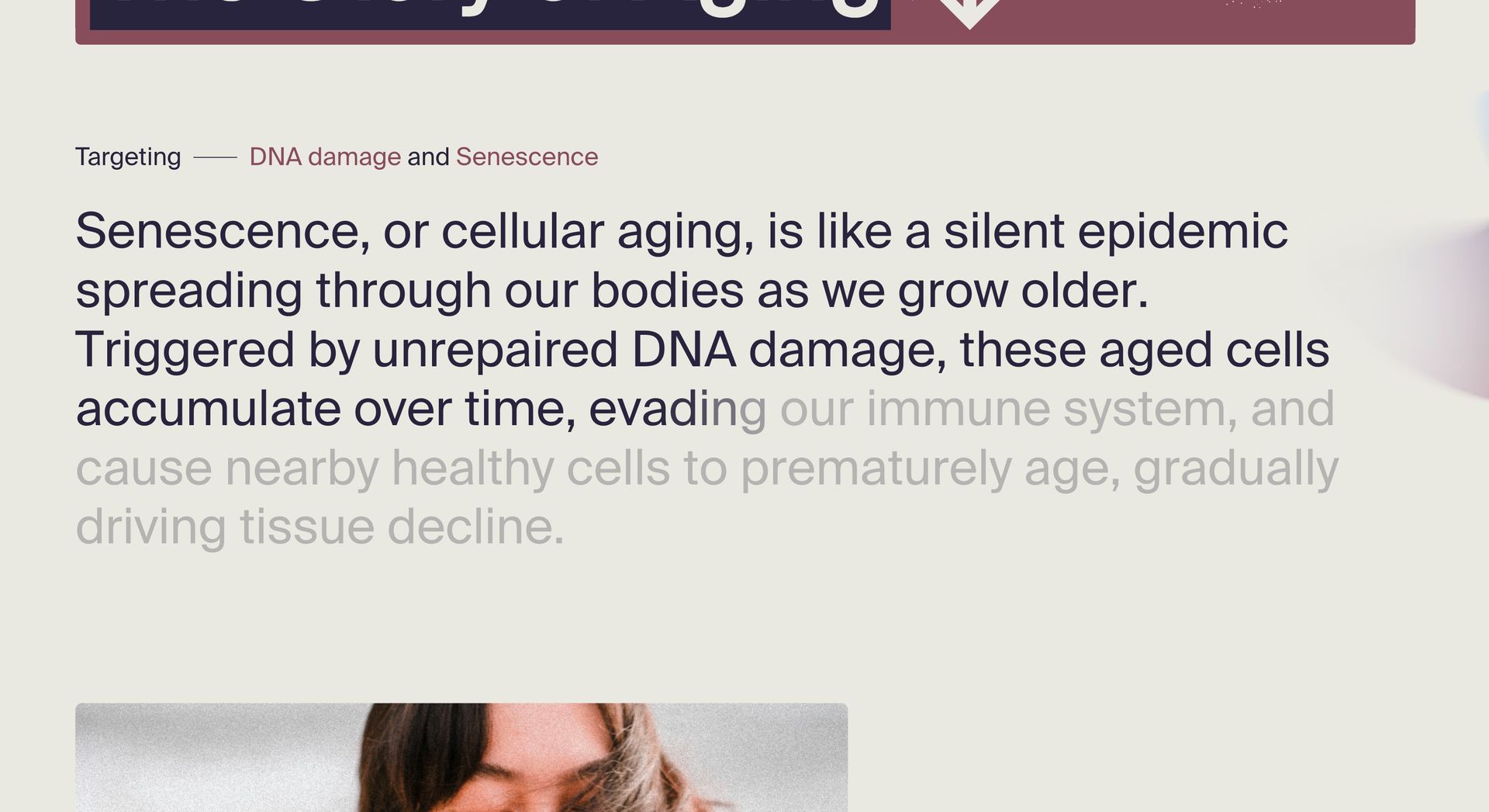 A paragraph on senescence mid-reveal: the first sentences resolved to near-black, the rest still grey, sharpening word by word as the page scrolls
